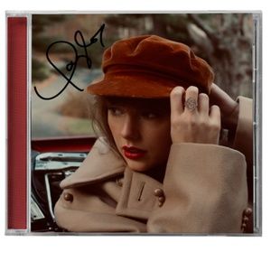 SIGNED Taylor Swift Red CD